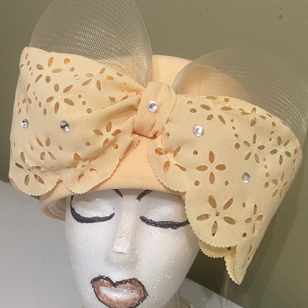 Beautiful NWT Dress Hat / Church Hat by Whittall & Shon
